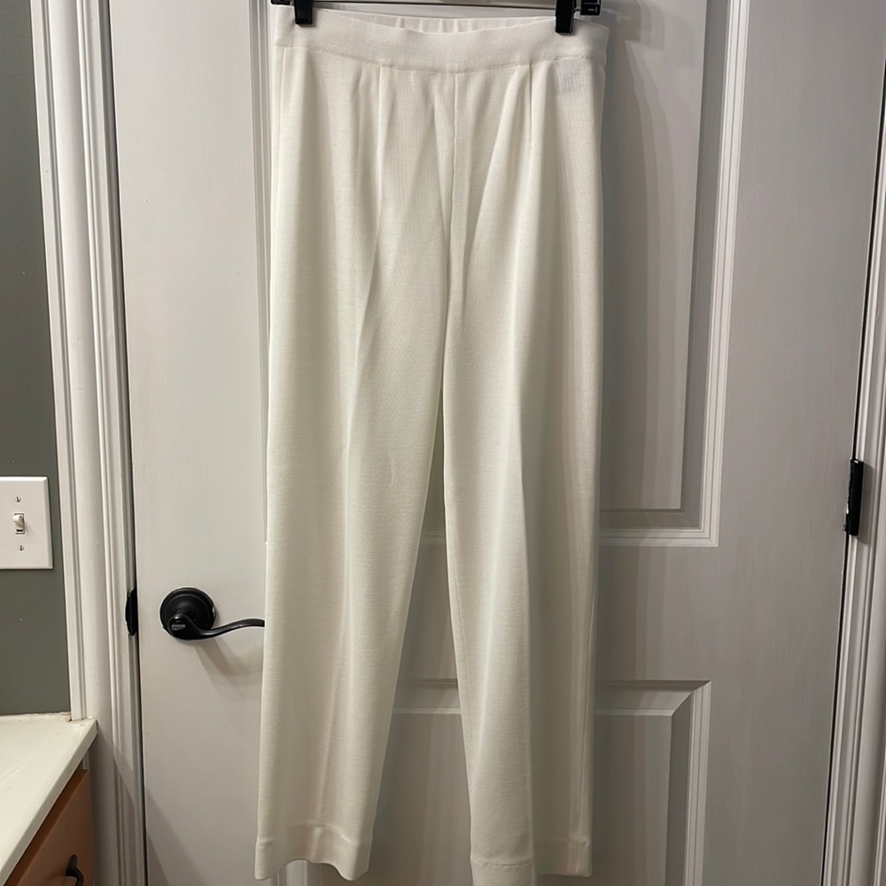 MISOOK Small White Knit Pants